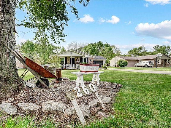 2nd image of 260 Nikki Ct