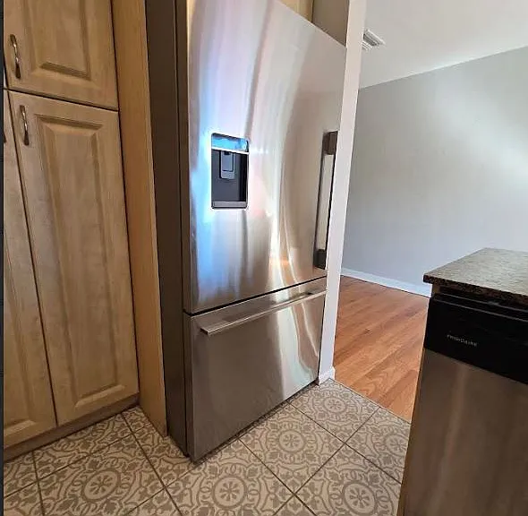 265 Mateo Way NE #1 — Photo 13
