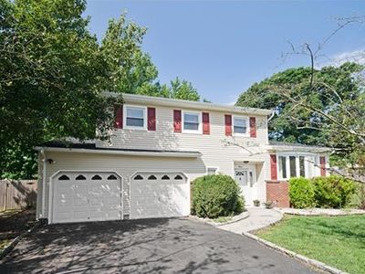 7 Finch Ct, Edison, NJ, 08820