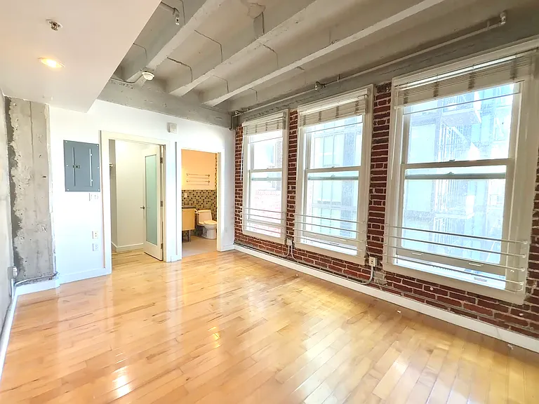 Great Republic Lofts — Photo 26