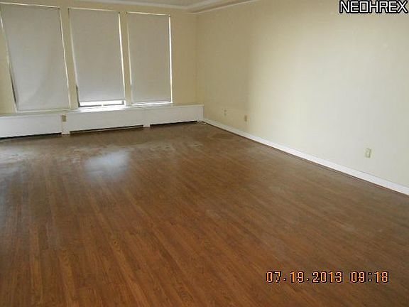 3rd image of 1 Lake Shore Blvd Suite 1005