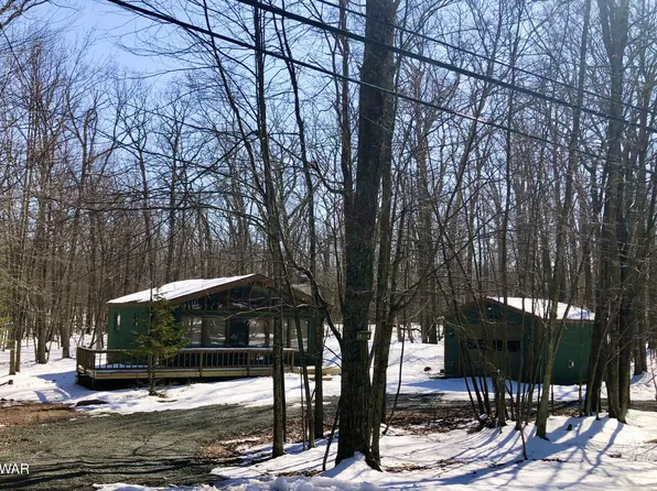 532 Westcolang Rd, Hawley, PA 18428