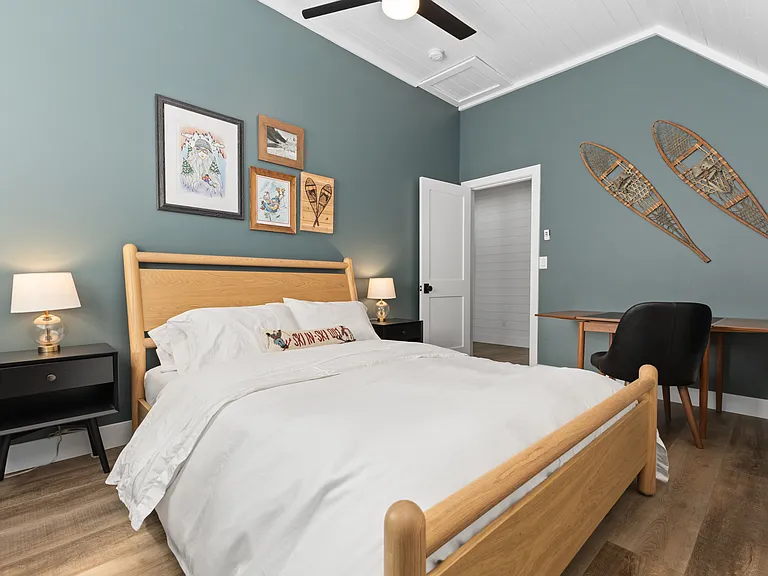 Guest bedroom upstairs