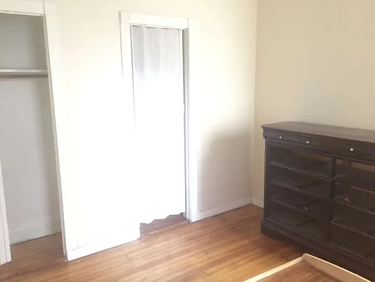 Rented by Tri Boro Terrace Realty | media 2