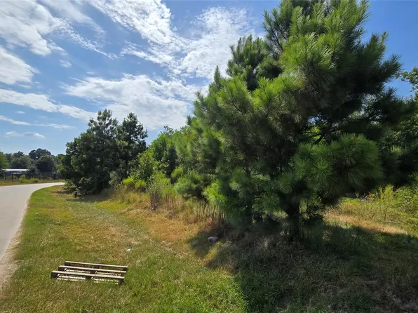 1589 County Road 3545, Cleveland, TX 77327