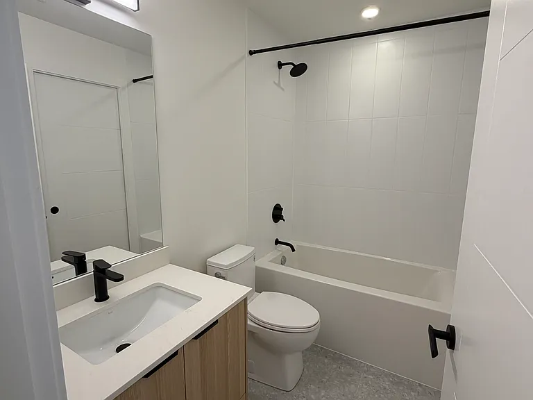 20769 Fraser Hwy #428 — Photo 6