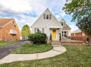 6427 S Canterbury Rd, Parma, OH 44129