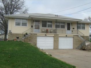 4206 Bancroft St, Omaha, NE 68105