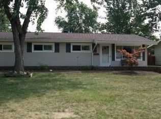 9113 Cambridge Dr, Northfield, OH