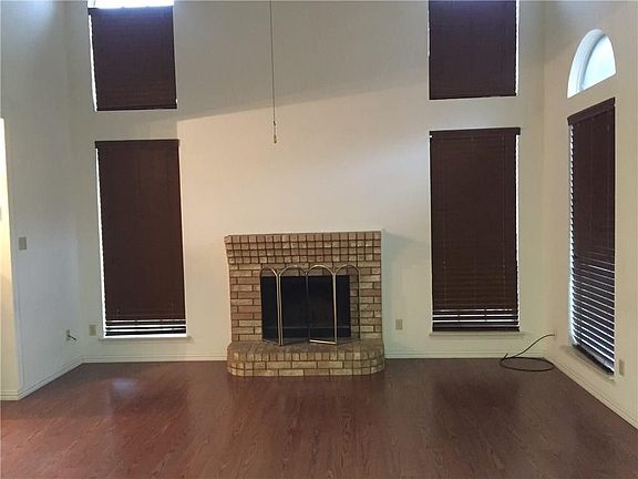 2nd image of 2337 Baretta Dr