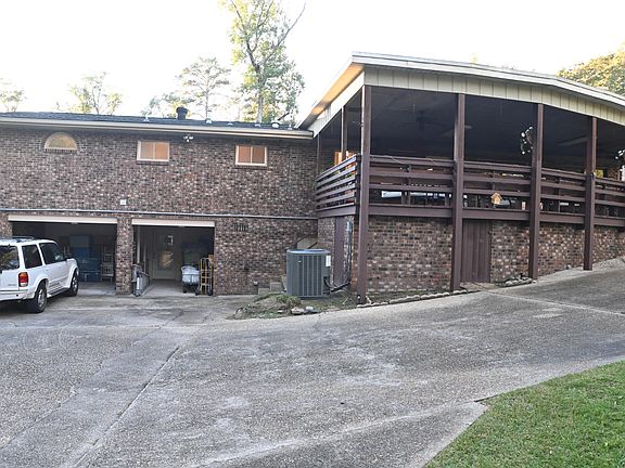 3rd image of 25 Fernwood Dr