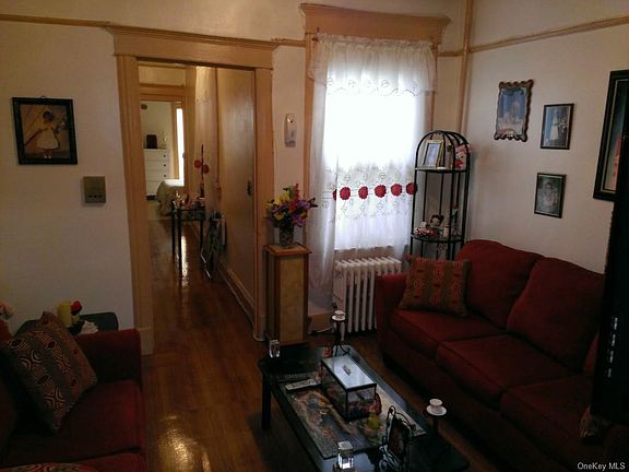5th image of 222 Buena Vista Ave APT 2L