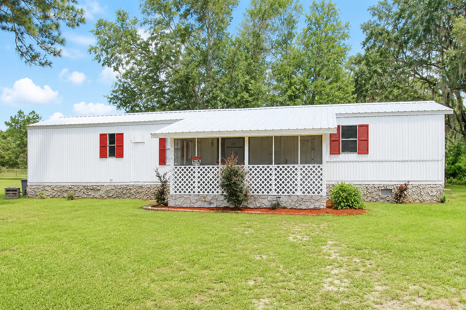 Silver Lake Dr, Palatka — Photo 1
