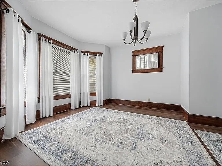 2613 Crown Pl NW — Photo 6