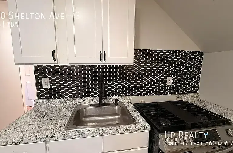 370 Shelton Ave #3 — Photo 3