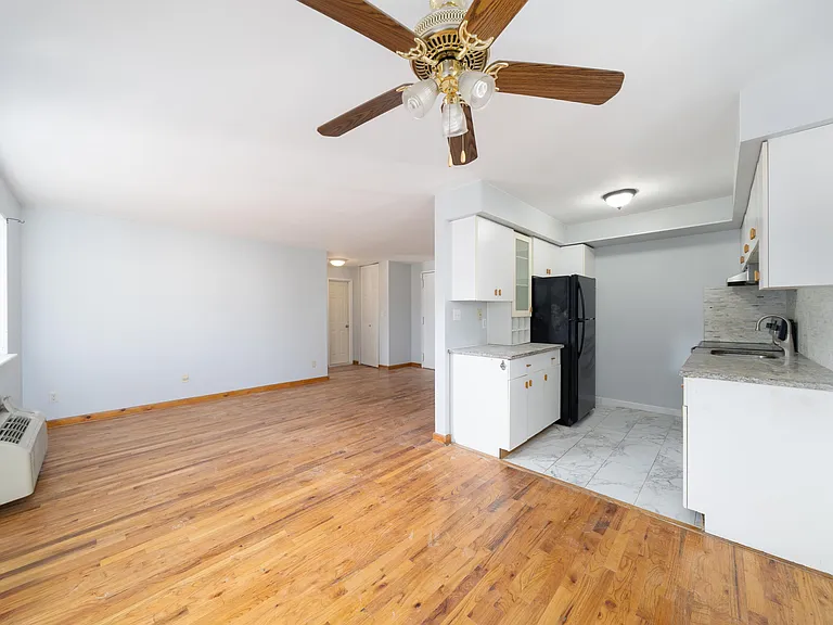 6713 Polk St #6 — Photo 2