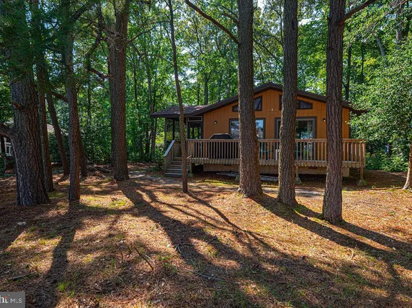 124 Watertown Rd, Ocean Pines, MD 21811