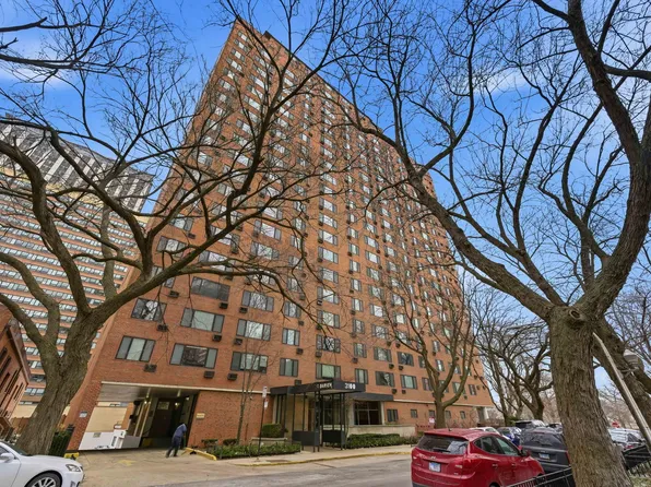 3100 N Lake Shore Dr APT 1313, Chicago, IL 60657