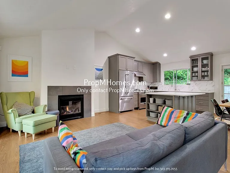 605 SW Arboretum Cir — Photo 4