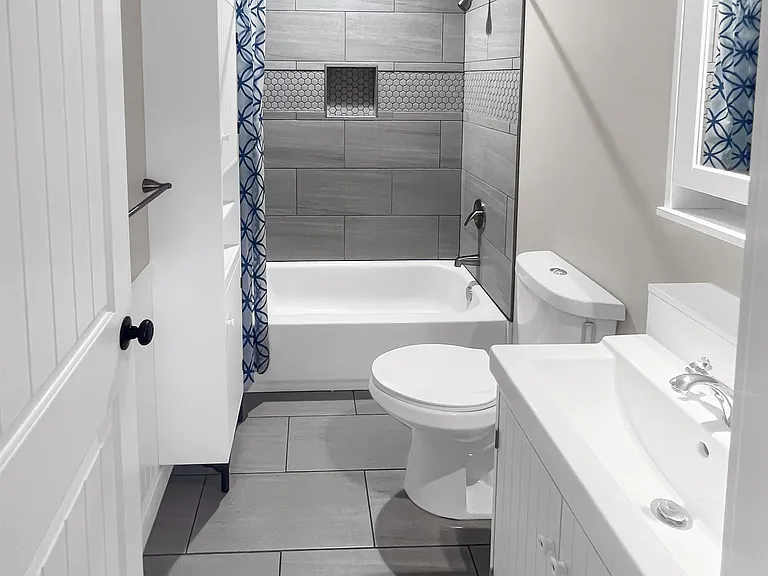 435 S 8th St #B — Photo 3