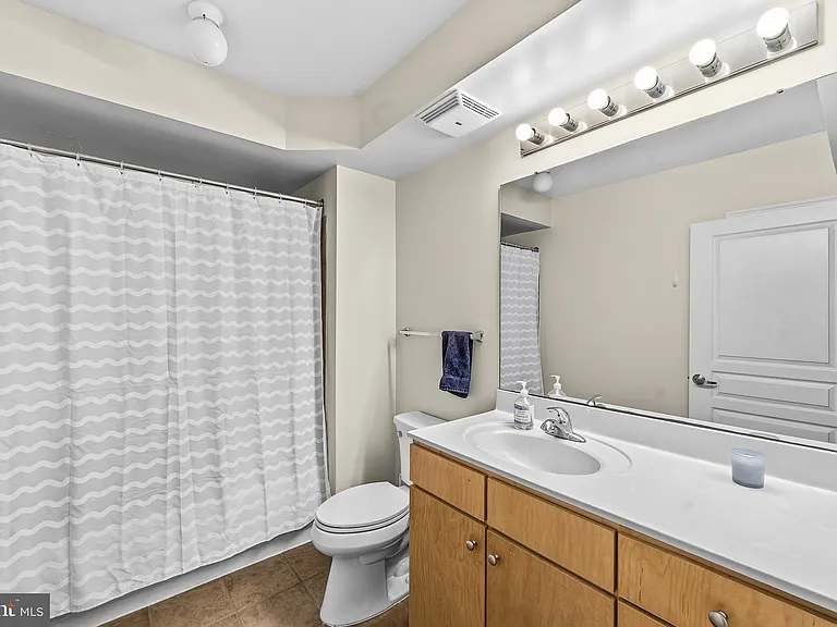 631 D St NW #336 — Photo 15