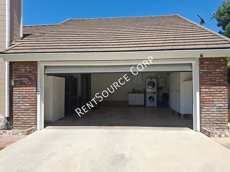 23902 Ranney House Ct — Photo 41