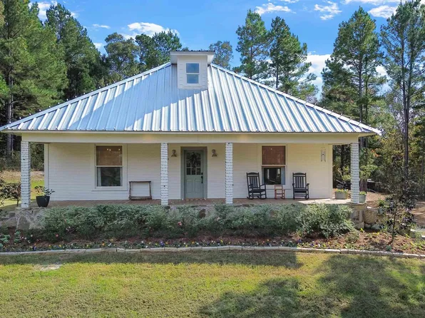 767 Hackberry Rd, Gilmer, TX 75644