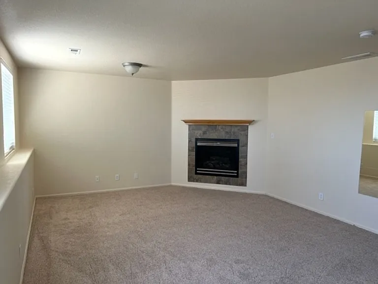 887 E Sandusky Dr — Photo 4