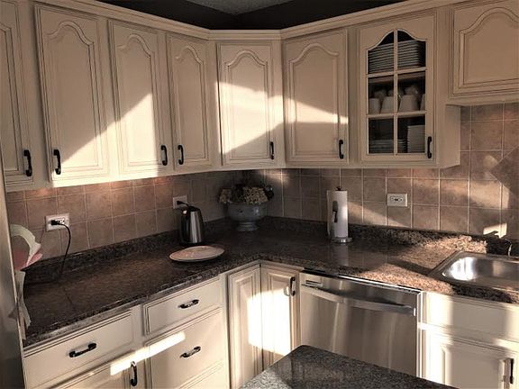 5th image of 16181 Quail Ct