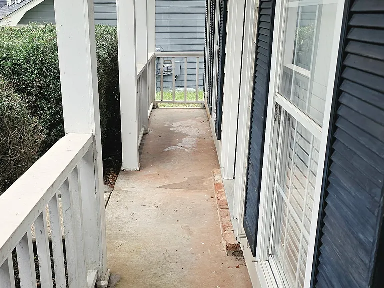 2563 Oak Harbor Dr — Photo 5
