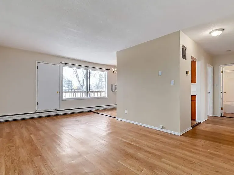301 Bradbrooke Dr — Photo 8