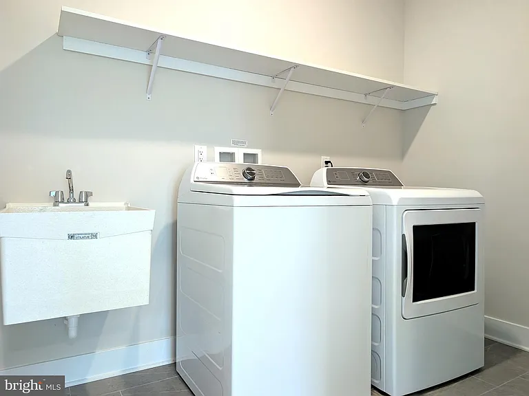 2906 Justin Dr — Photo 14