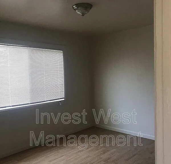 227 Cypress St — Photo 7
