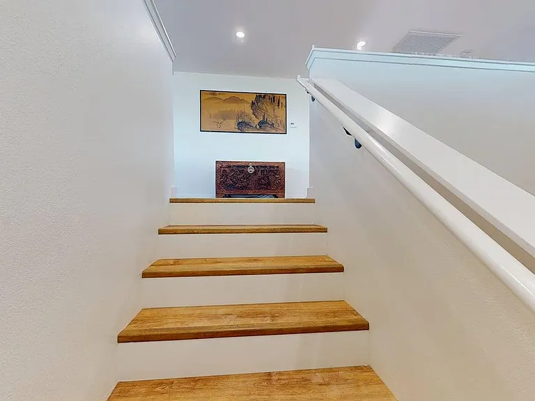 stairs to floor 2