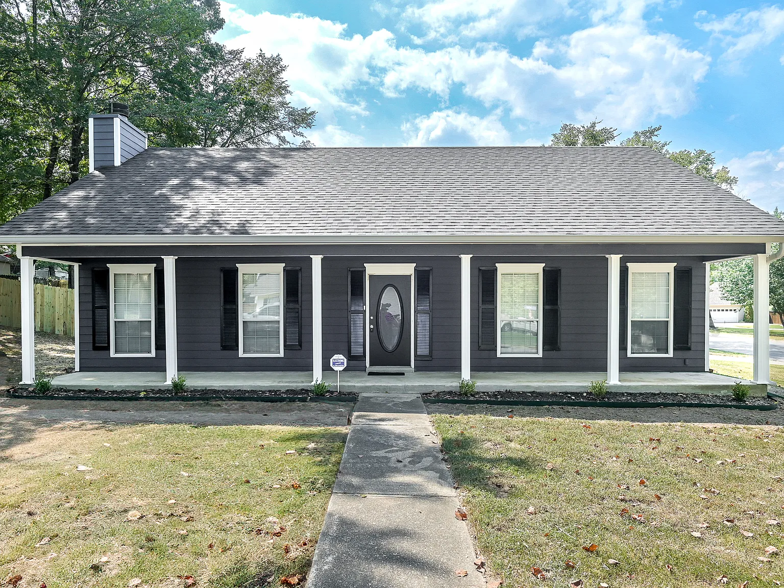 1913 Debswood Dr. Bryant AR 72022 — Photo 1