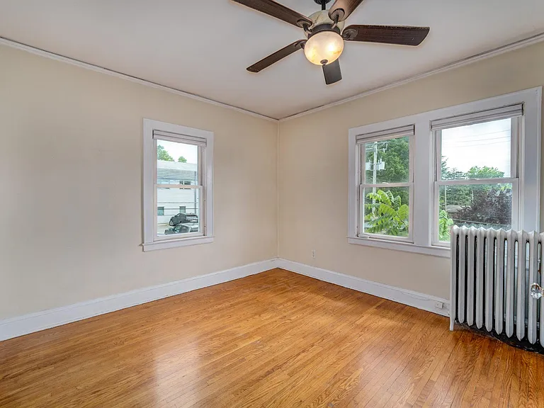 2078 Saint Clair Ave #2 — Photo 9