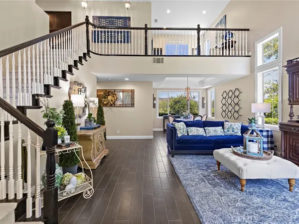 2 Pepper Ct, Coto De Caza, CA 92679