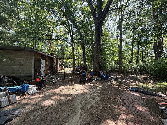 4th image of 463 S Bolton Rd