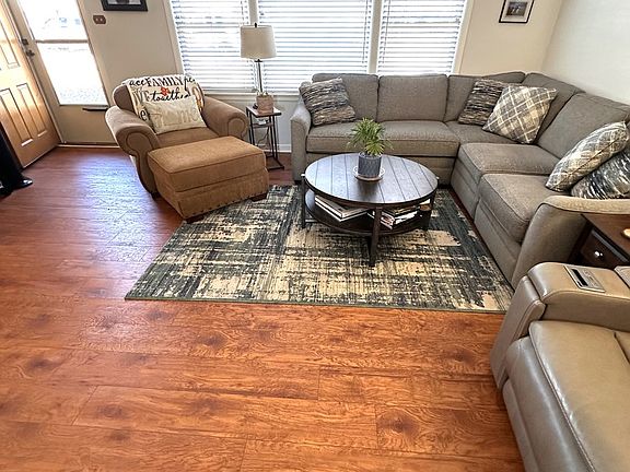 2nd image of 3143 W Palisades Dr