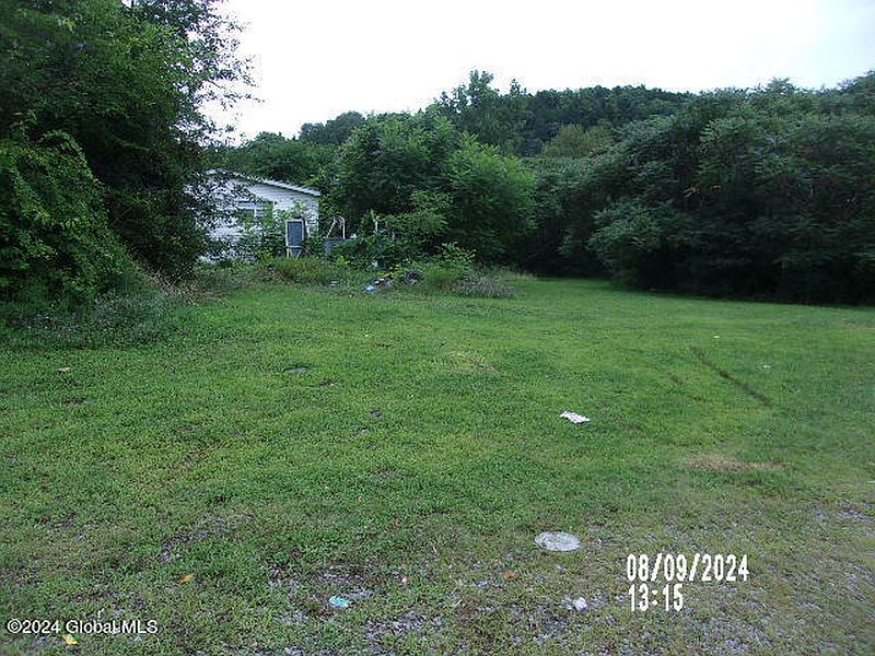 4th image of 52 Todd Road