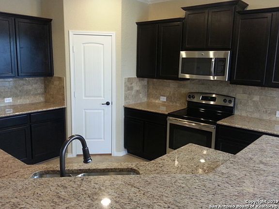5th image of 532 Saddlehorn Way