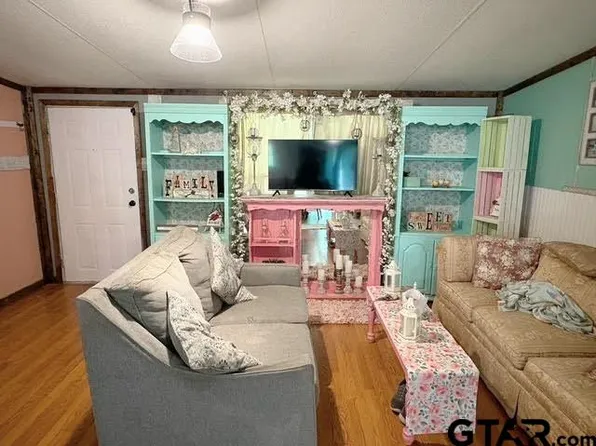1449 Caroline Ln, Bullard, TX 75757