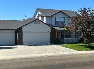 2003 W Camelot Dr, Nampa, ID 83651