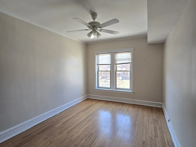 5131 N Damen Ave #3 — Photo 2