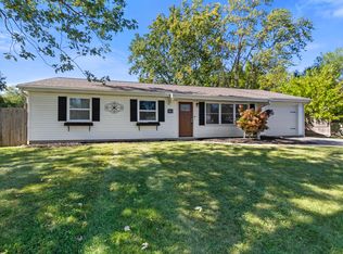 760 Acadia Rd, Valparaiso, IN 46385