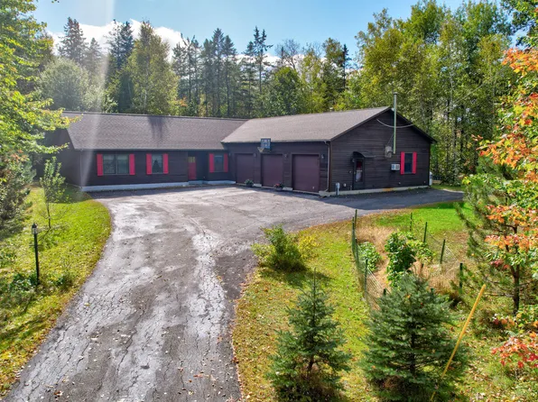 1194 Bean Road, Mount Vernon, ME 04352