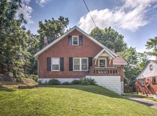 2965 Ridgeway Ave, Saint Louis, MO 63114