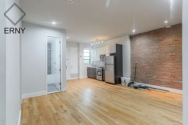 Rented by ERNY LLC | media 1