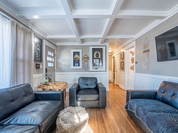 5th image of 1706 Tepee St