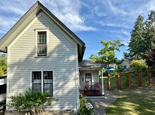 70 Bush St, Ashland, OR 97520